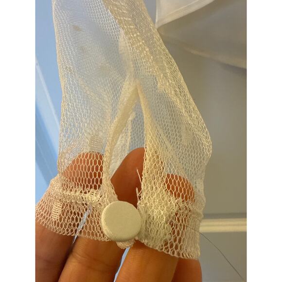 Express Tulle Polka Dot Mock Neck Puff Sleeve Blouse XS NWT Ivory White - Picture 5 of 8